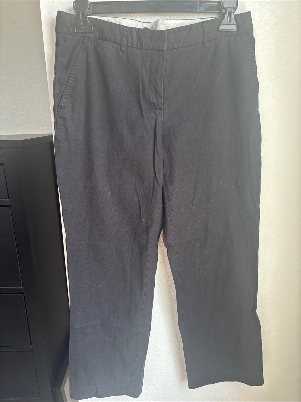 Elie Tahari Crop Women’s Chinos